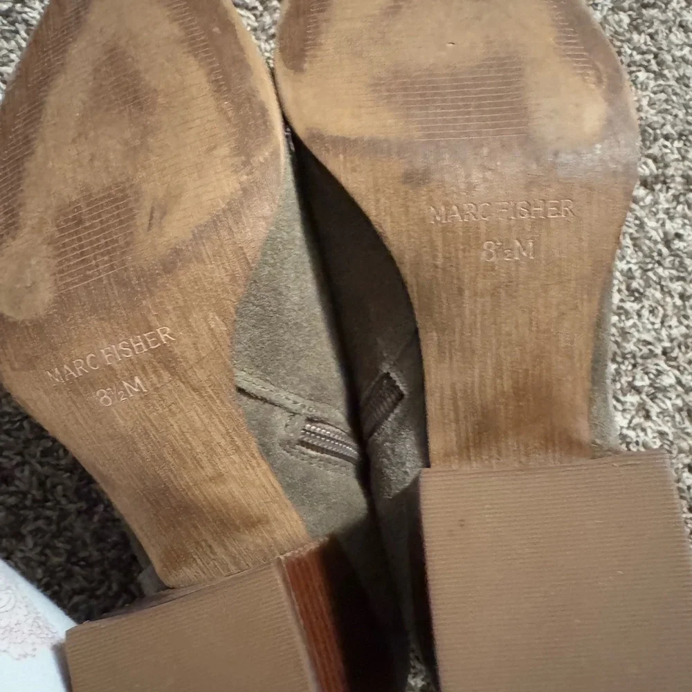 Marc Fisher View suede bootie Size 8.5
